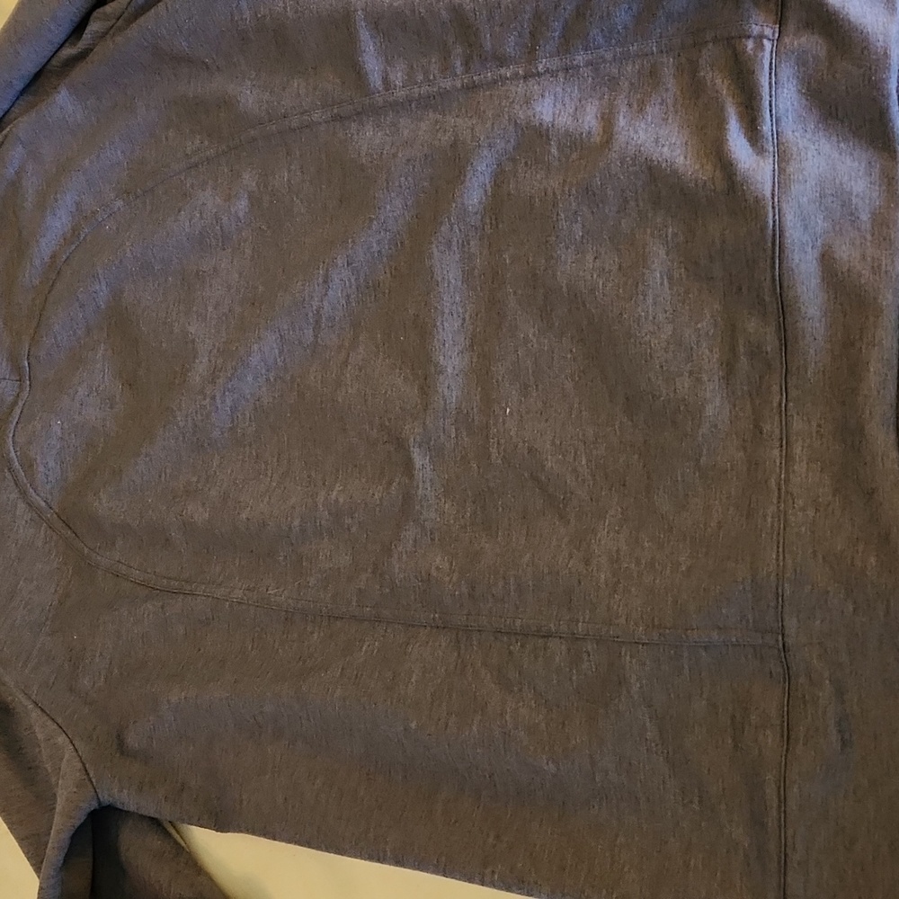 Fabletics Long Sleeve Pull Over Light Weight Top - image 4